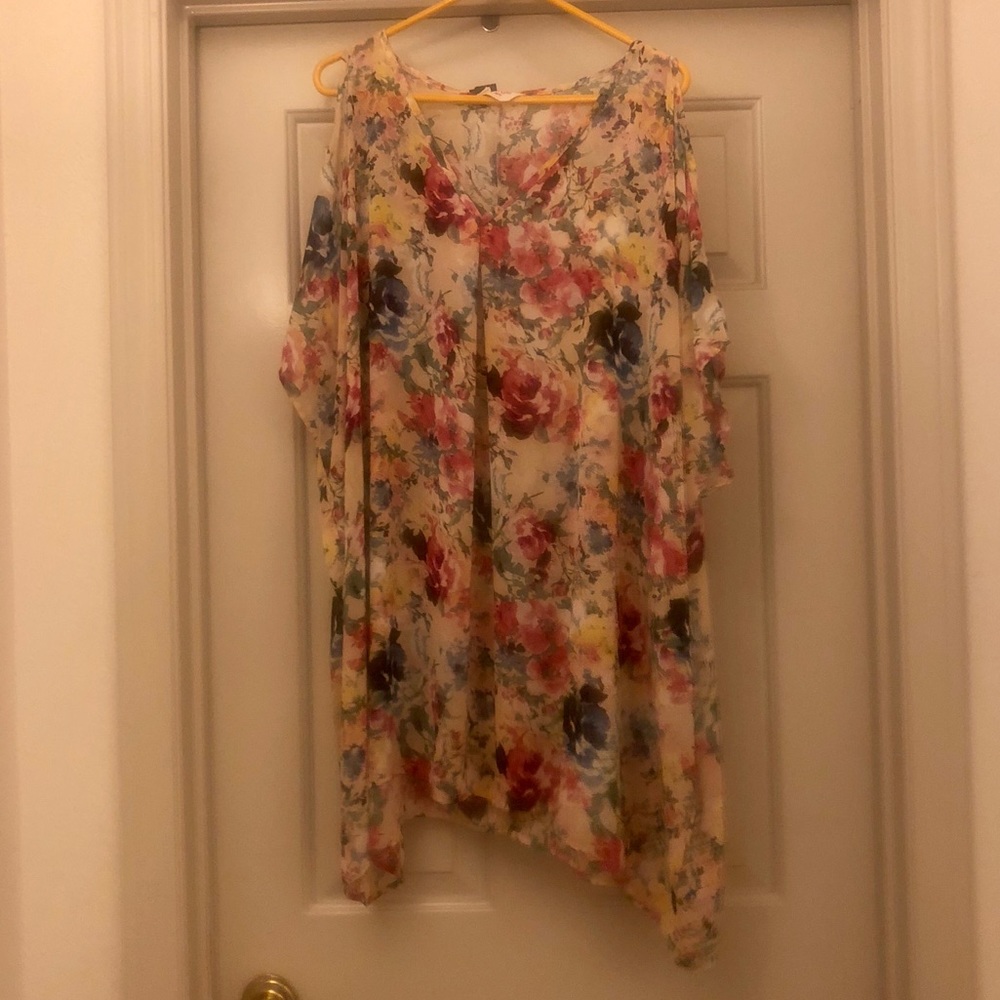 Peach Love Cold Shoulder Tunic